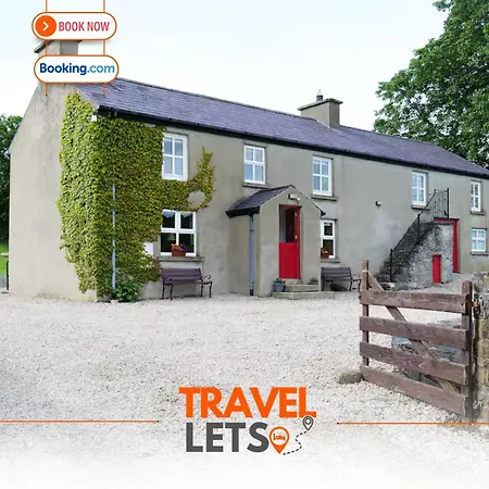 5 Bedroom By Travel Lets Donegal 別荘